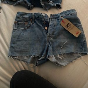 NEW Levis Shorts 501